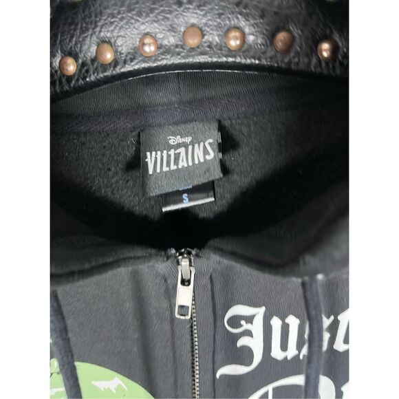 Disney Snow White and the seven dwarfs poison apple zip up hoodie size S - Picture 7 of 7